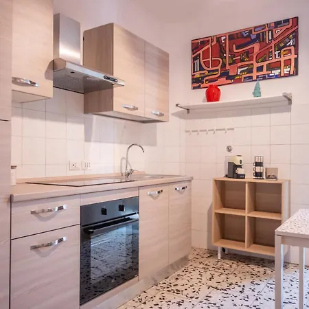 Апартаменты Yellow Pop - Design E Colore A Рим