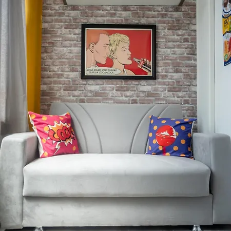 Апартаменты Yellow Pop - Design E Colore A