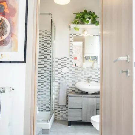 Апартаменты Yellow Pop - Design E Colore A *